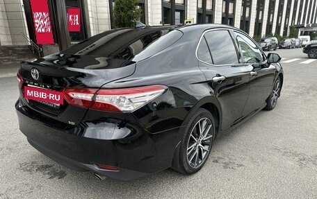 Toyota Camry, 2018 год, 2 649 000 рублей, 4 фотография