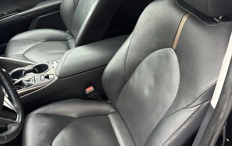 Toyota Camry, 2018 год, 2 649 000 рублей, 10 фотография
