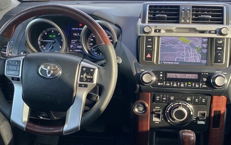 Toyota Land Cruiser Prado 150 рестайлинг 2, 2016 год, 4 385 000 рублей, 11 фотография