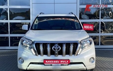 Toyota Land Cruiser Prado 150 рестайлинг 2, 2016 год, 4 385 000 рублей, 2 фотография