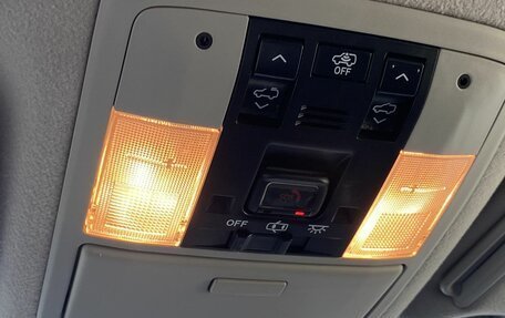 Toyota Land Cruiser Prado 150 рестайлинг 2, 2016 год, 4 385 000 рублей, 14 фотография