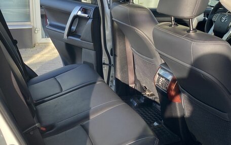 Toyota Land Cruiser Prado 150 рестайлинг 2, 2016 год, 4 385 000 рублей, 18 фотография