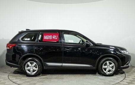 Mitsubishi Outlander III рестайлинг 3, 2017 год, 1 449 777 рублей, 4 фотография