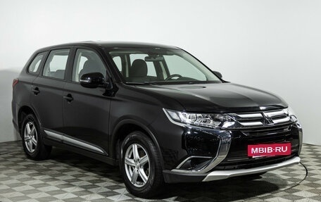 Mitsubishi Outlander III рестайлинг 3, 2017 год, 1 449 777 рублей, 3 фотография