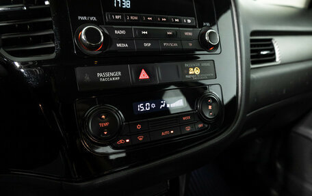 Mitsubishi Outlander III рестайлинг 3, 2017 год, 1 449 777 рублей, 15 фотография