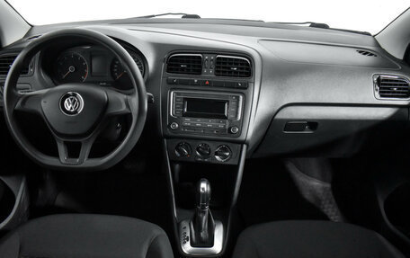 Volkswagen Polo VI (EU Market), 2017 год, 999 000 рублей, 15 фотография