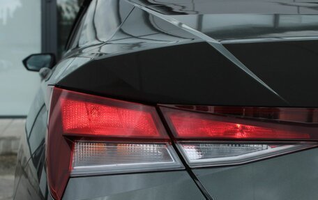 Hyundai Elantra VI рестайлинг, 2021 год, 1 799 200 рублей, 10 фотография