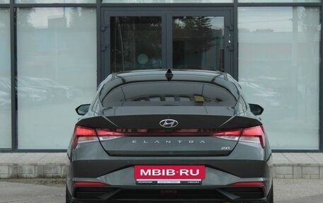 Hyundai Elantra VI рестайлинг, 2021 год, 1 799 200 рублей, 6 фотография