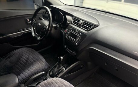 KIA Rio III рестайлинг, 2017 год, 1 249 000 рублей, 19 фотография