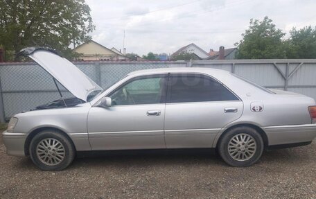 Toyota Crown, 2001 год, 950 000 рублей, 3 фотография