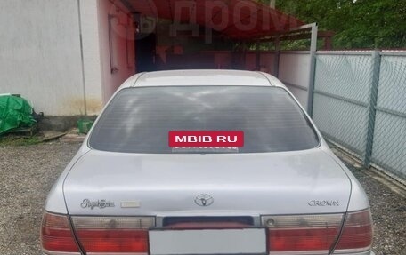 Toyota Crown, 2001 год, 950 000 рублей, 2 фотография