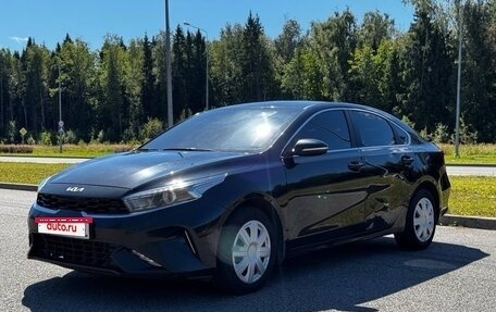 KIA Cerato IV, 2022 год, 1 600 000 рублей, 2 фотография