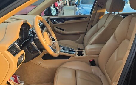 Porsche Macan I рестайлинг, 2015 год, 4 399 000 рублей, 6 фотография