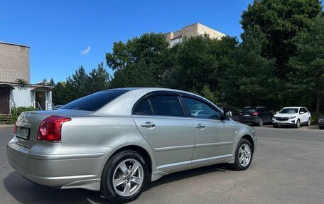Toyota Avensis III рестайлинг, 2006 год, 800 000 рублей, 4 фотография