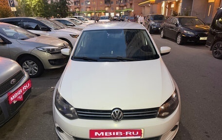 Volkswagen Polo VI (EU Market), 2012 год, 850 000 рублей, 2 фотография