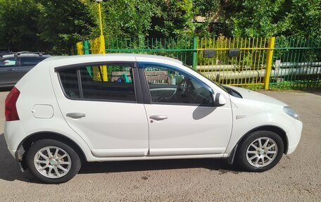 Renault Sandero I, 2013 год, 750 000 рублей, 12 фотография