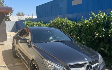 Mercedes-Benz E-Класс, 2015 год, 2 200 000 рублей, 2 фотография