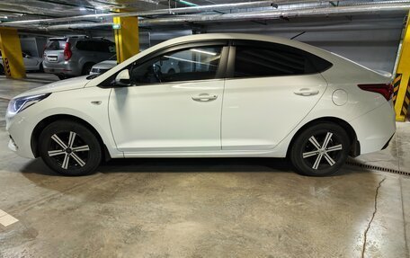 Hyundai Solaris II рестайлинг, 2018 год, 1 400 000 рублей, 9 фотография
