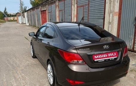 Hyundai Solaris II рестайлинг, 2016 год, 1 100 000 рублей, 3 фотография