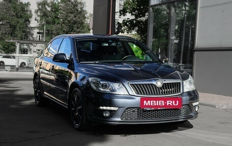 Skoda Octavia RS, 2012 год, 990 000 рублей, 3 фотография