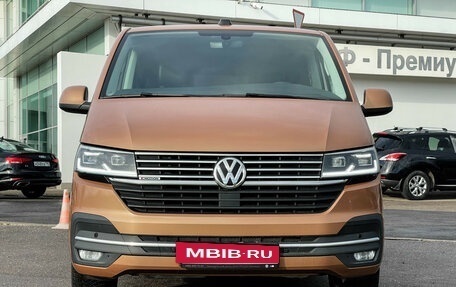 Volkswagen Multivan T6 рестайлинг, 2020 год, 5 650 000 рублей, 2 фотография
