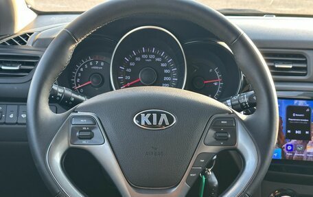 KIA Rio III рестайлинг, 2015 год, 1 049 000 рублей, 32 фотография