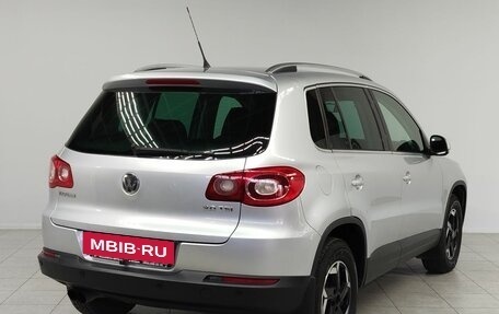 Volkswagen Tiguan I, 2010 год, 1 100 000 рублей, 5 фотография