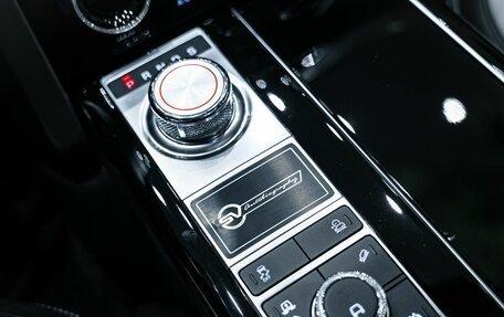 Land Rover Range Rover IV рестайлинг, 2021 год, 11 900 000 рублей, 17 фотография