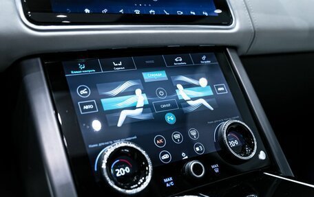 Land Rover Range Rover IV рестайлинг, 2021 год, 11 900 000 рублей, 16 фотография