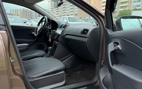 Volkswagen Polo VI (EU Market), 2017 год, 1 050 000 рублей, 17 фотография