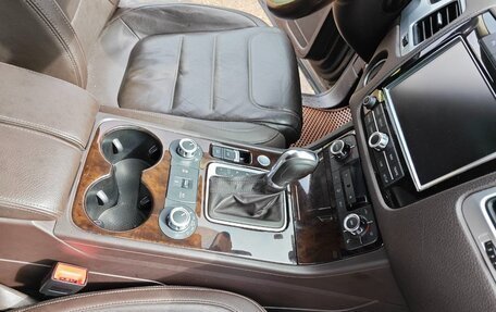 Volkswagen Touareg III, 2012 год, 1 790 000 рублей, 13 фотография