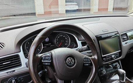 Volkswagen Touareg III, 2012 год, 1 790 000 рублей, 19 фотография