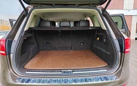 Volkswagen Touareg III, 2012 год, 1 790 000 рублей, 32 фотография