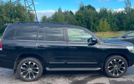 Toyota Land Cruiser 200, 2018 год, 5 200 000 рублей, 3 фотография