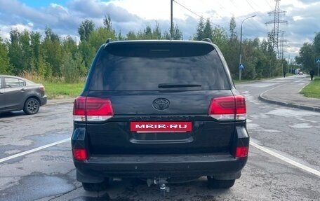 Toyota Land Cruiser 200, 2018 год, 5 200 000 рублей, 5 фотография