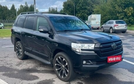 Toyota Land Cruiser 200, 2018 год, 5 200 000 рублей, 2 фотография