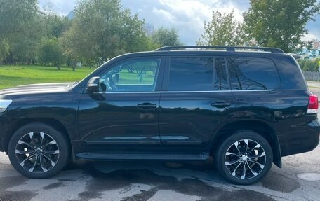 Toyota Land Cruiser 200, 2018 год, 5 200 000 рублей, 7 фотография