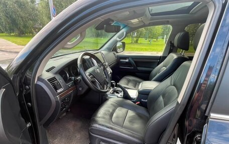 Toyota Land Cruiser 200, 2018 год, 5 200 000 рублей, 9 фотография