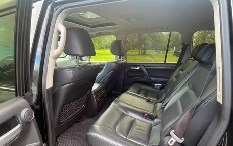 Toyota Land Cruiser 200, 2018 год, 5 200 000 рублей, 10 фотография