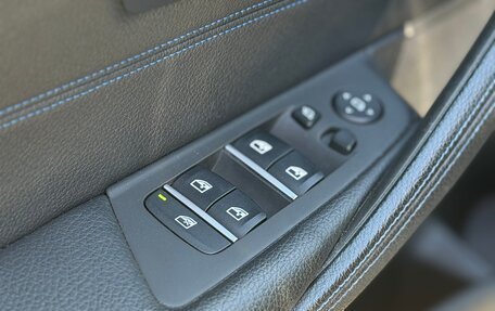BMW 5 серия, 2020 год, 3 690 000 рублей, 15 фотография