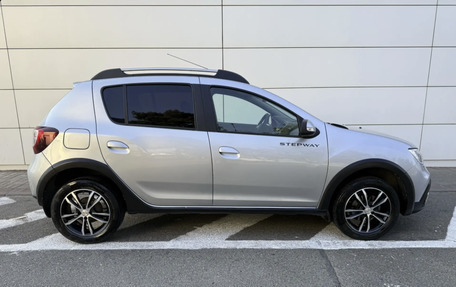 Renault Sandero II рестайлинг, 2020 год, 1 093 000 рублей, 3 фотография
