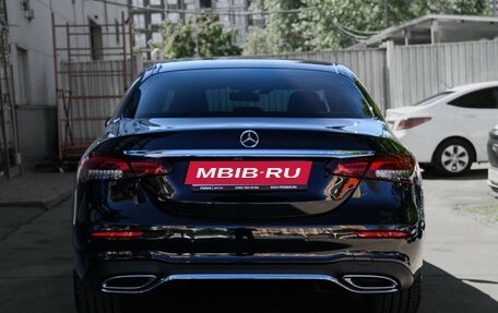 Mercedes-Benz E-Класс, 2020 год, 3 950 000 рублей, 5 фотография