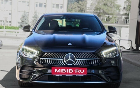 Mercedes-Benz E-Класс, 2020 год, 3 950 000 рублей, 2 фотография