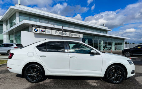 Skoda Octavia, 2017 год, 1 697 000 рублей, 4 фотография