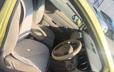 Nissan Tiida, 2004 год, 550 000 рублей, 13 фотография