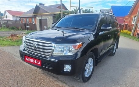 Toyota Land Cruiser 200, 2013 год, 4 230 000 рублей, 1 фотография