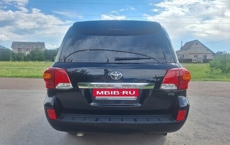 Toyota Land Cruiser 200, 2013 год, 4 230 000 рублей, 4 фотография