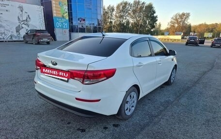 KIA Rio III рестайлинг, 2016 год, 890 000 рублей, 3 фотография