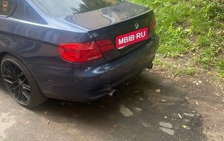 BMW 3 серия, 2011 год, 2 000 000 рублей, 2 фотография