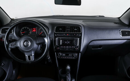 Volkswagen Polo VI (EU Market), 2014 год, 890 000 рублей, 13 фотография